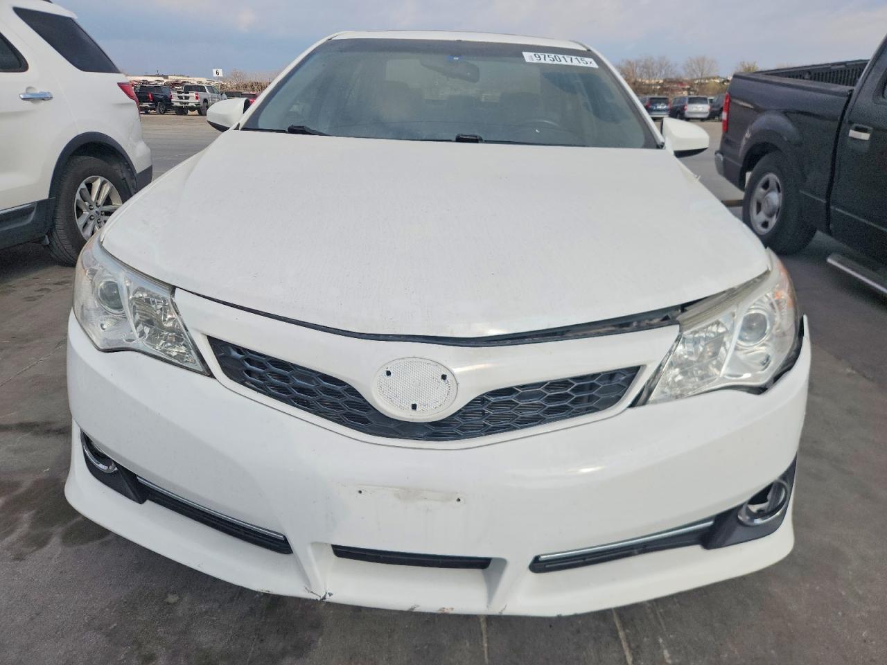 2012 TOYOTA CAMRY XLE V6 photo 5