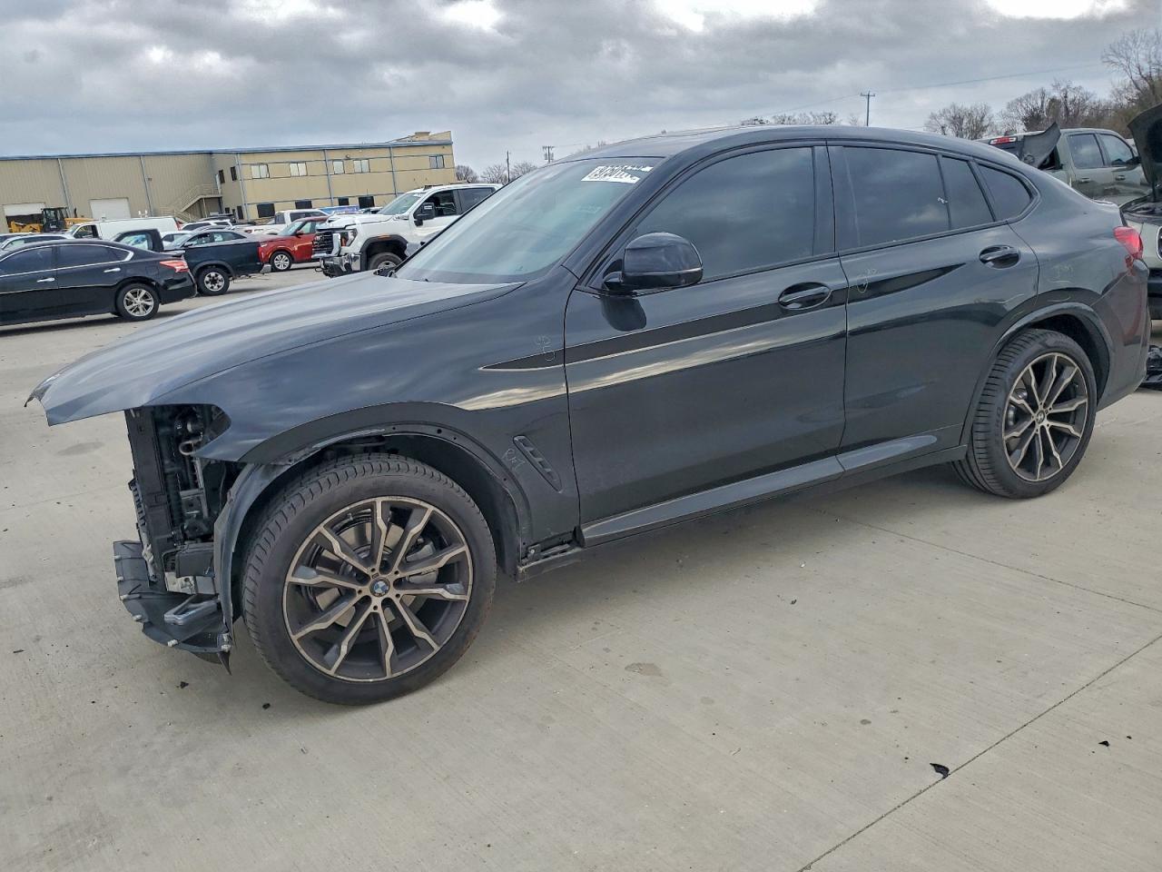 2022 BMW X4