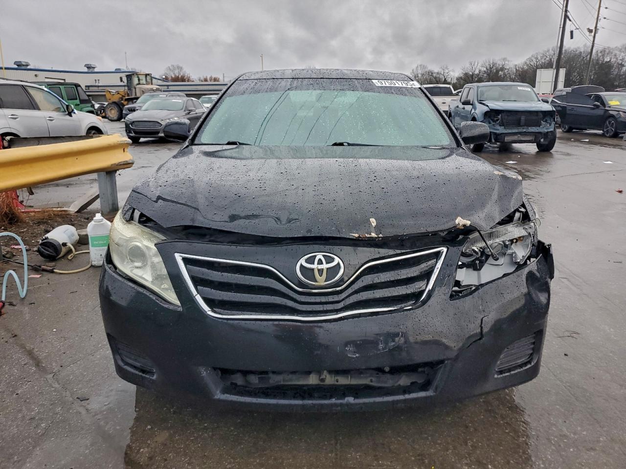 2011 TOYOTA CAMRY BASE photo 5
