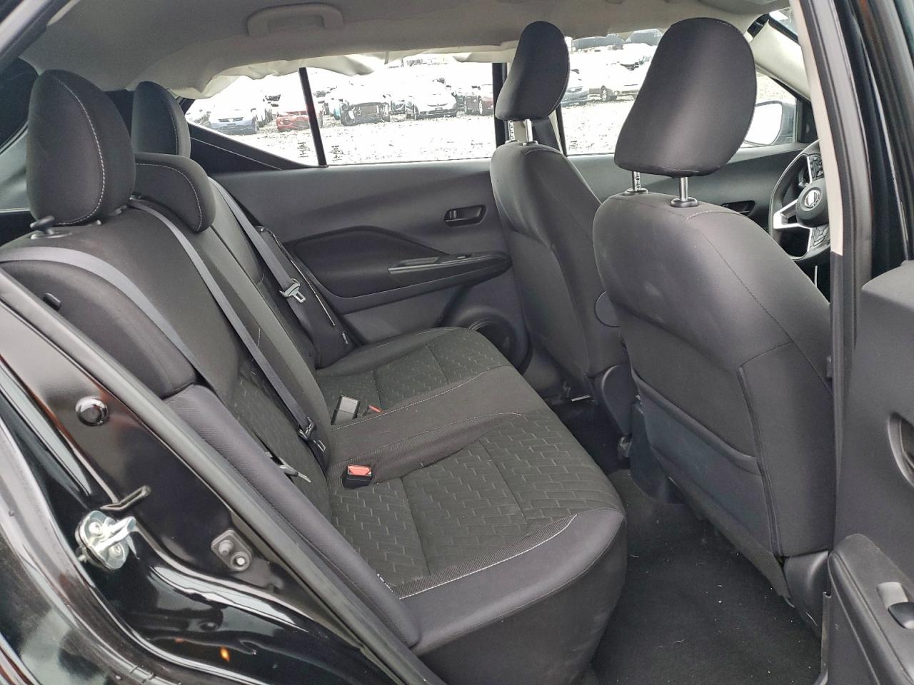 2021 NISSAN KICKS S photo 10