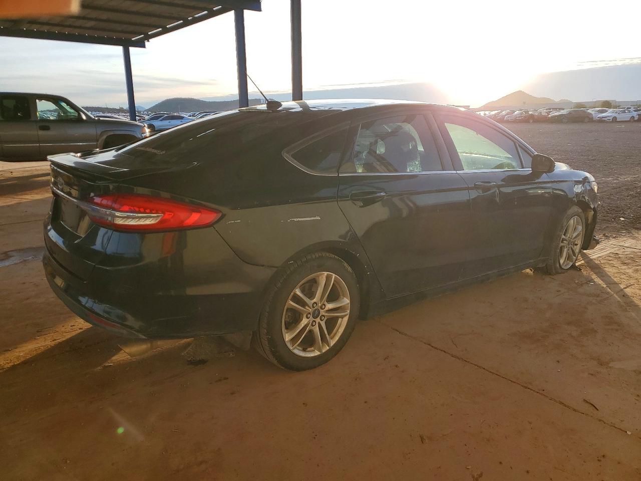 2017 FORD FUSION S photo 3