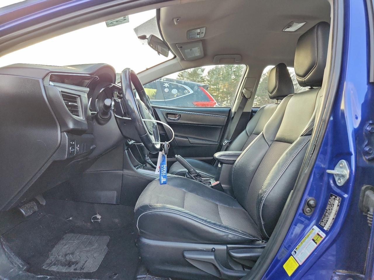 2015 TOYOTA COROLLA L photo 7