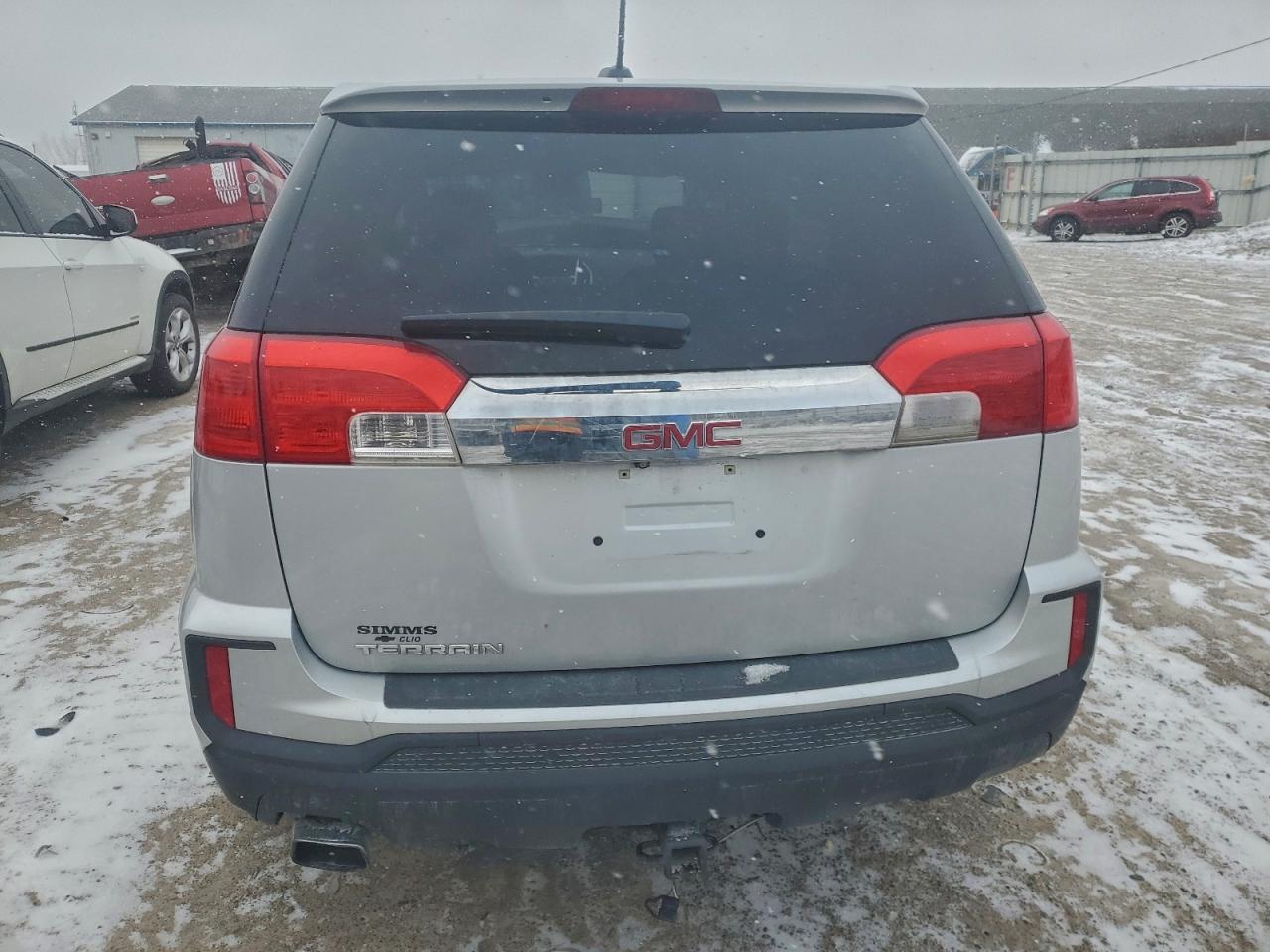 2017 GMC TERRAIN SLE photo 6