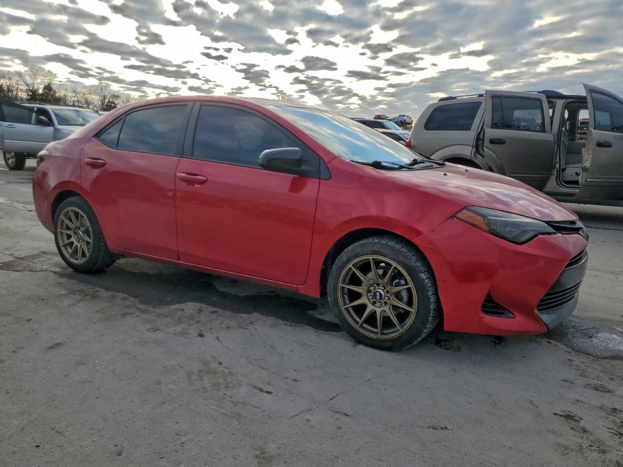 2018 TOYOTA COROLLA L photo 4