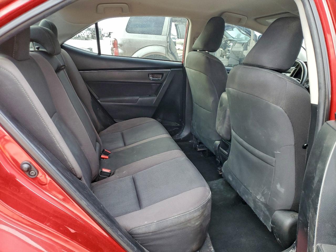 2018 TOYOTA COROLLA L photo 10