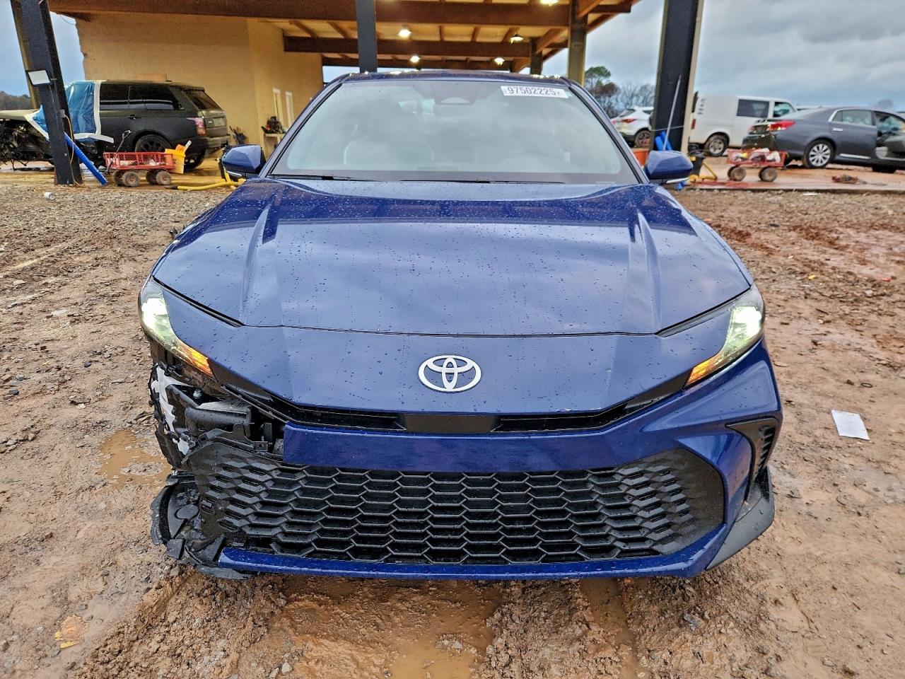 2025 TOYOTA CAMRY XSE photo 5