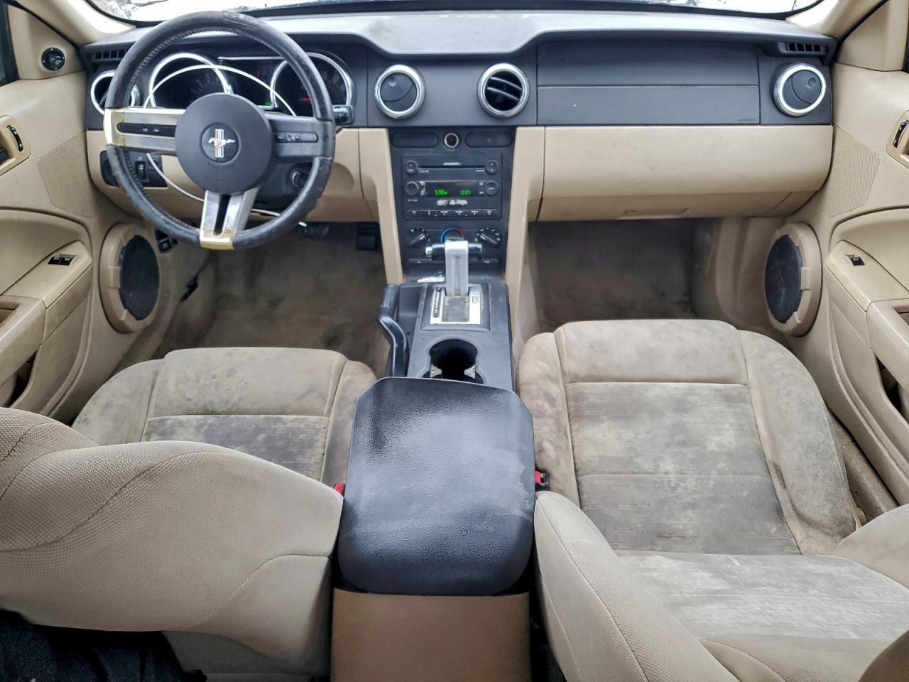2005 FORD MUSTANG photo 8