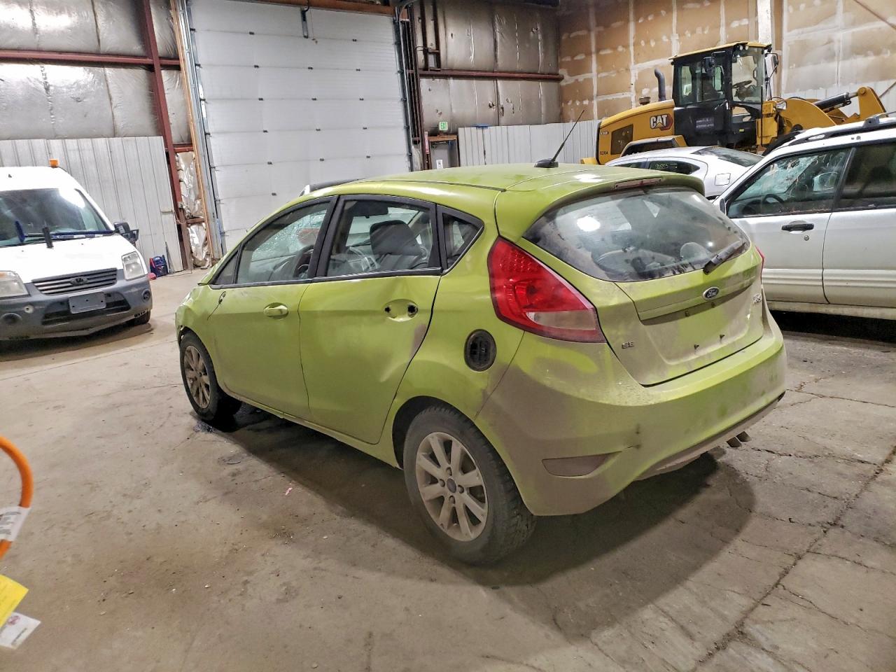 2011 FORD FIESTA SE photo 2