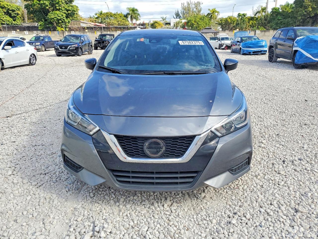 2020 NISSAN VERSA S photo 5
