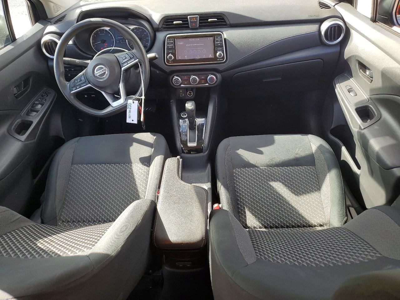 2020 NISSAN VERSA S photo 8