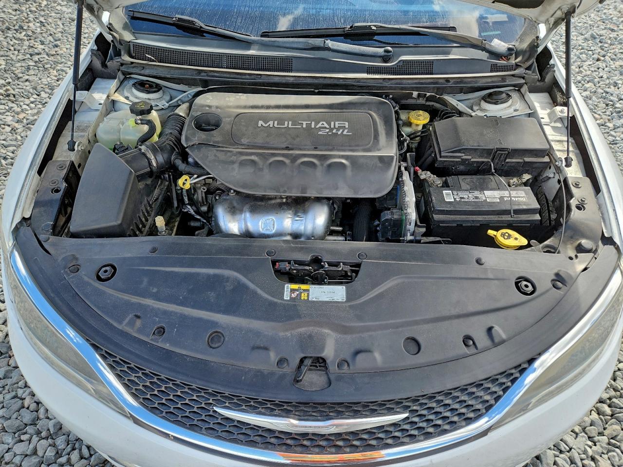 2015 CHRYSLER 200 C photo 11
