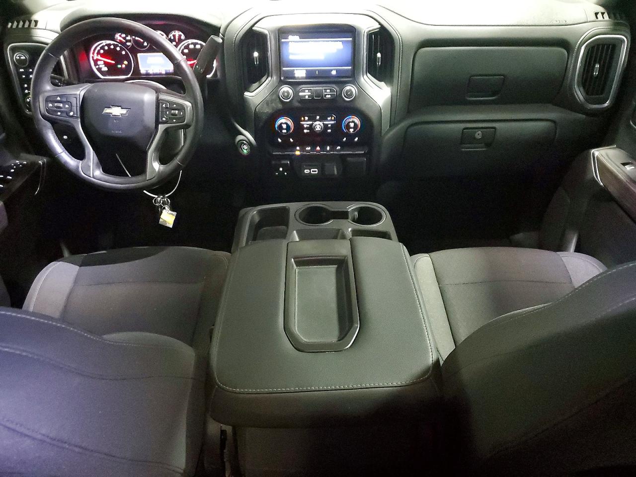 2020 CHEVROLET SILVERADO K1500 LT photo 8