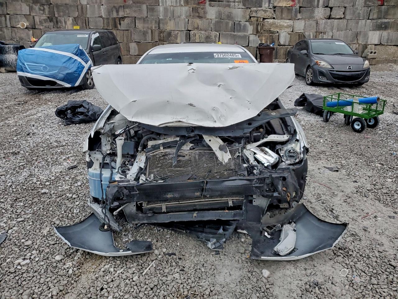 2015 TOYOTA CAMRY LE photo 5