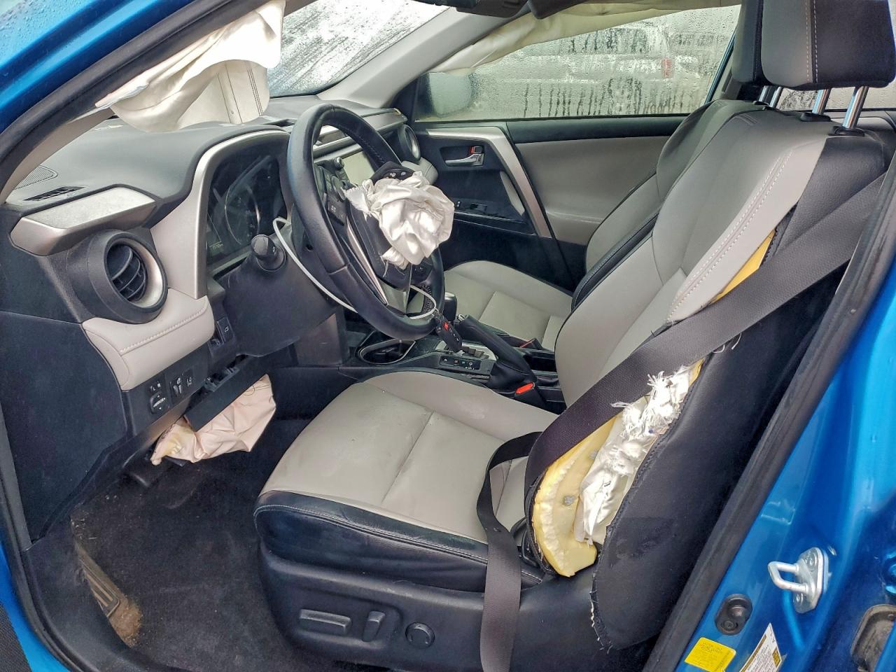 2016 TOYOTA RAV4 HV photo 7