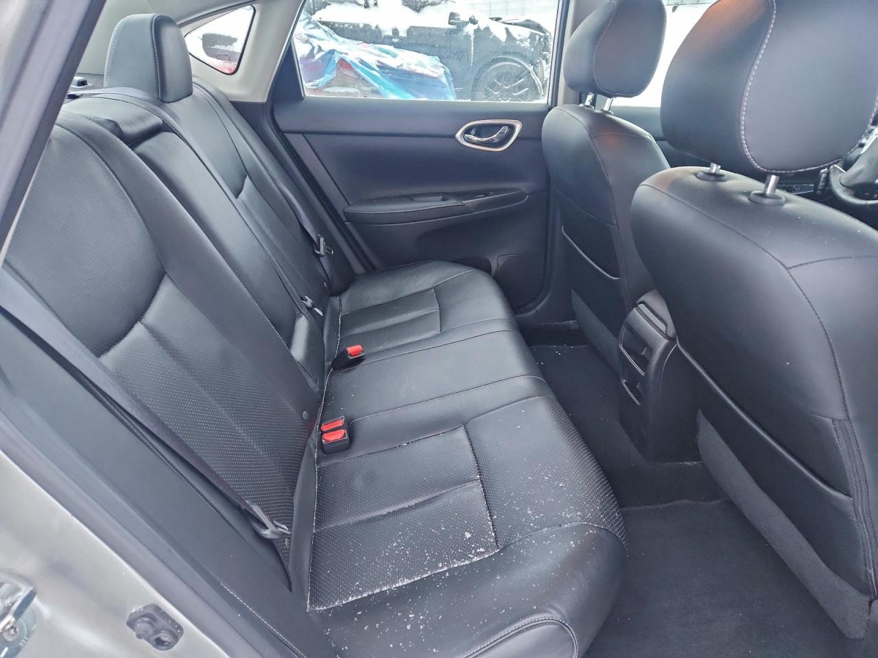 2015 NISSAN SENTRA S photo 19