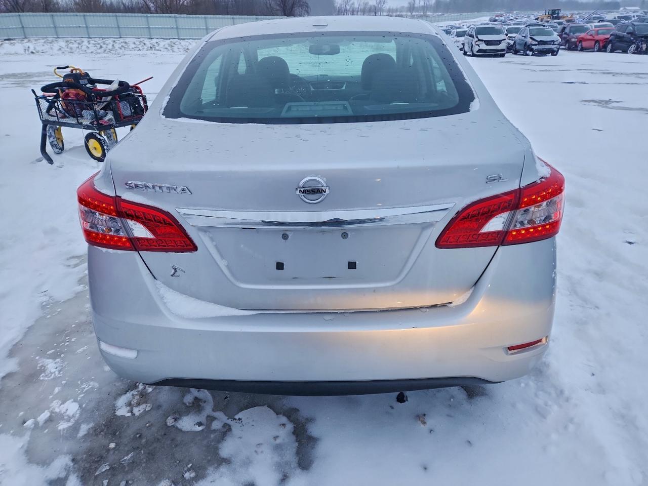 2015 NISSAN SENTRA S photo 11
