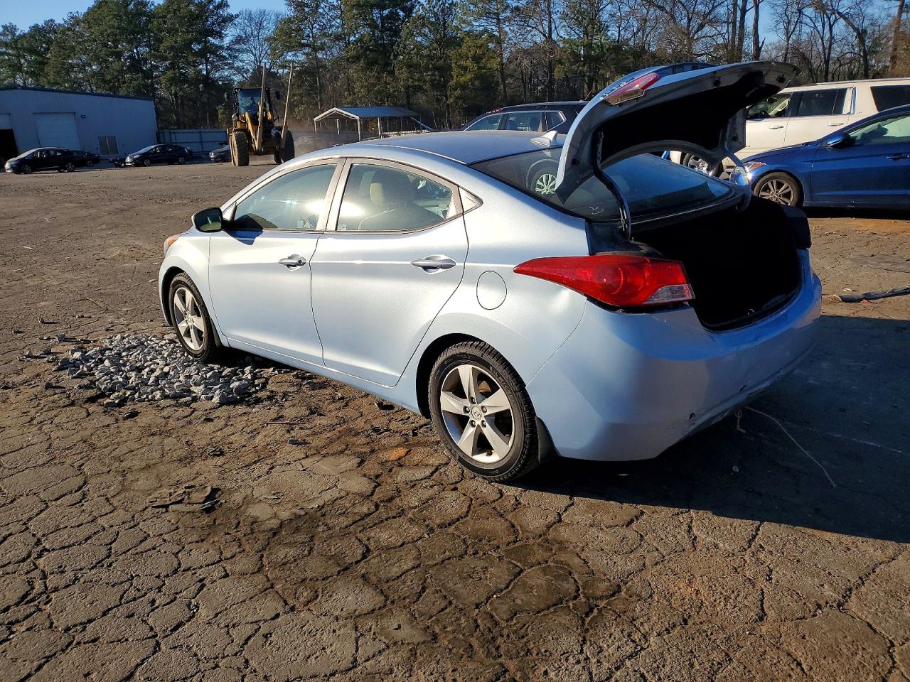 2013 HYUNDAI ELANTRA GLS photo 2