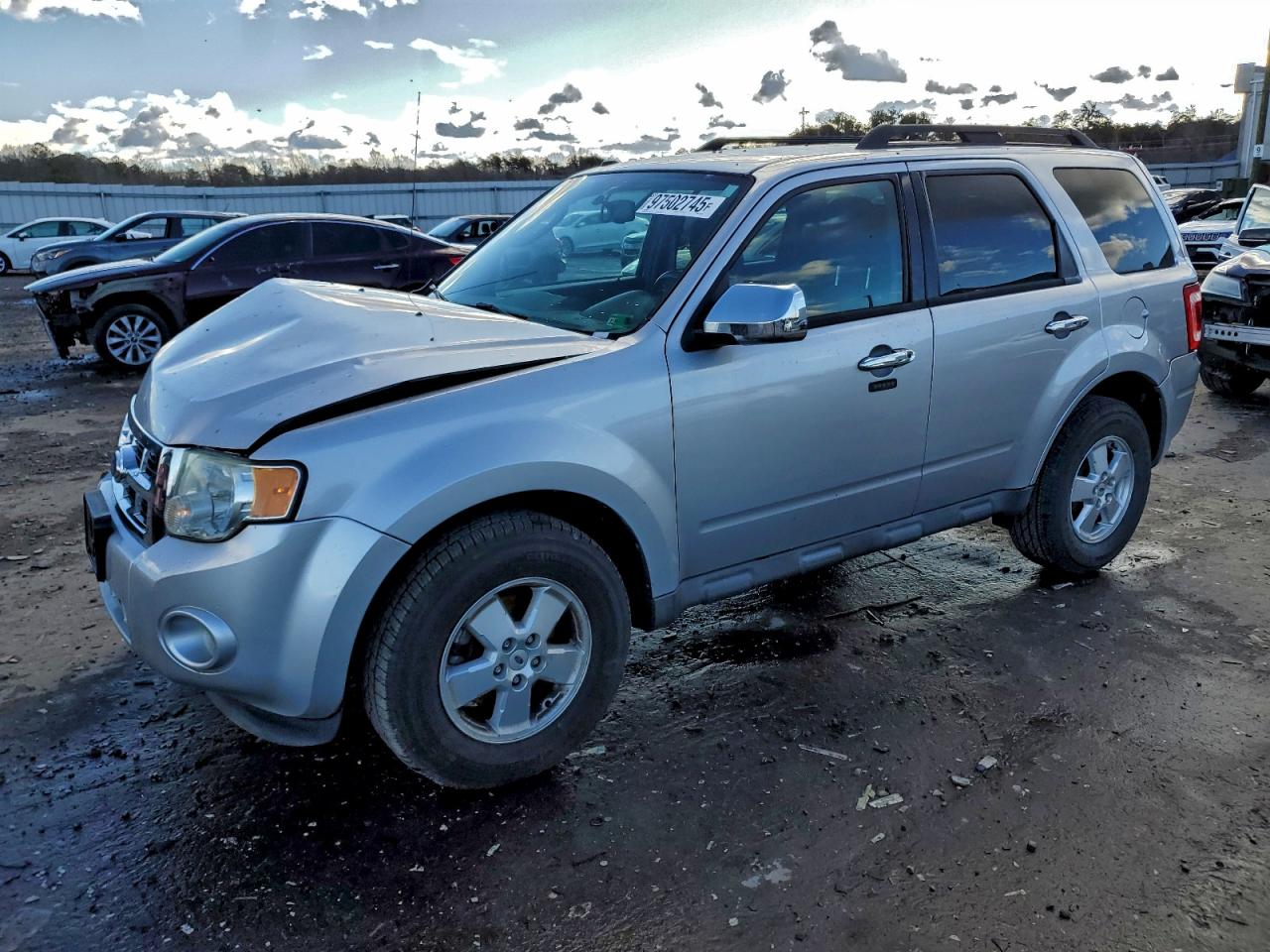 2011 FORD ESCAPE
