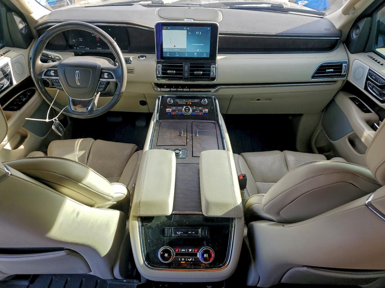 2018 LINCOLN NAVIGATOR RESERVE photo 15