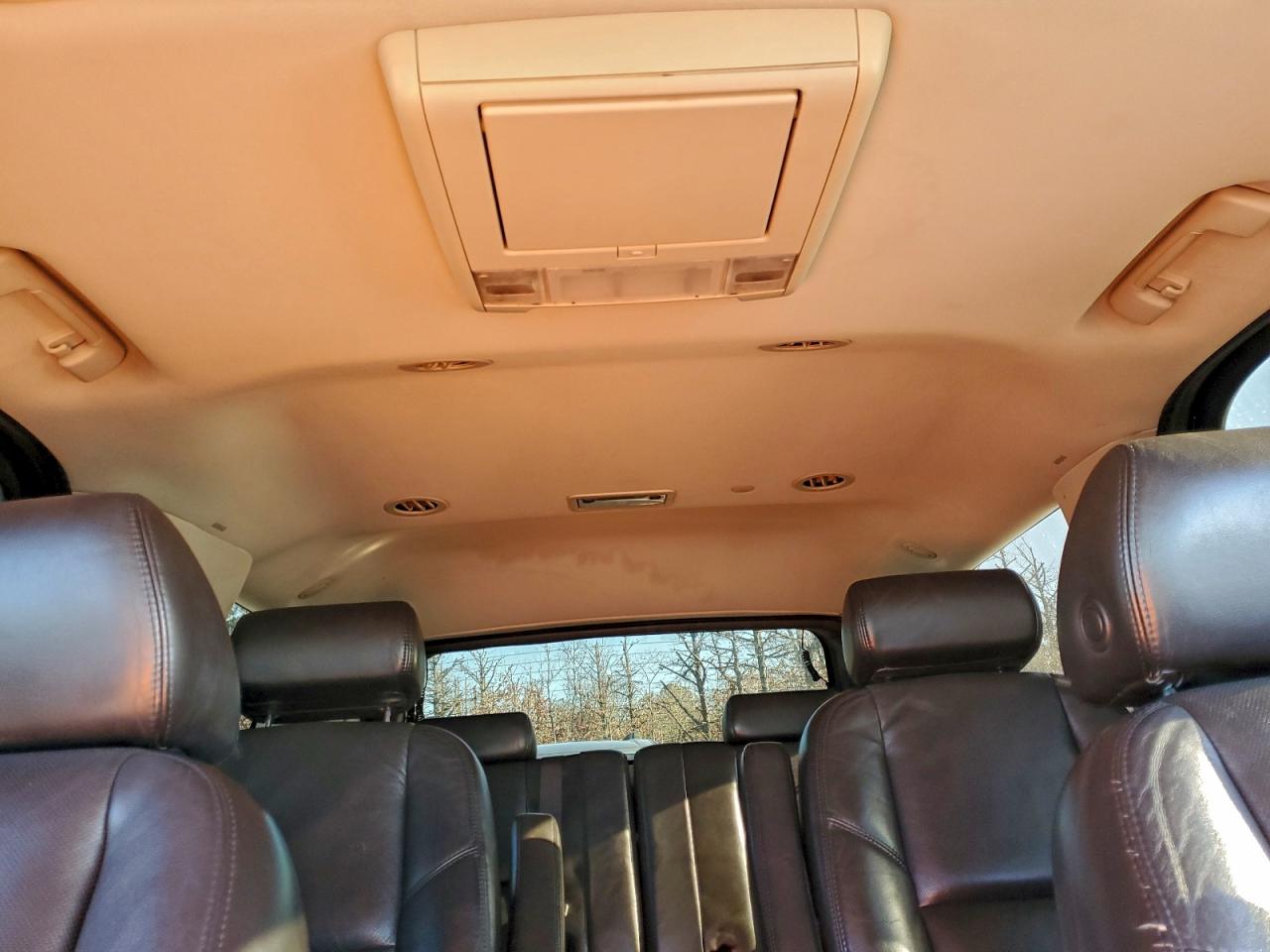 2007 CADILLAC ESCALADE LUXURY photo 10