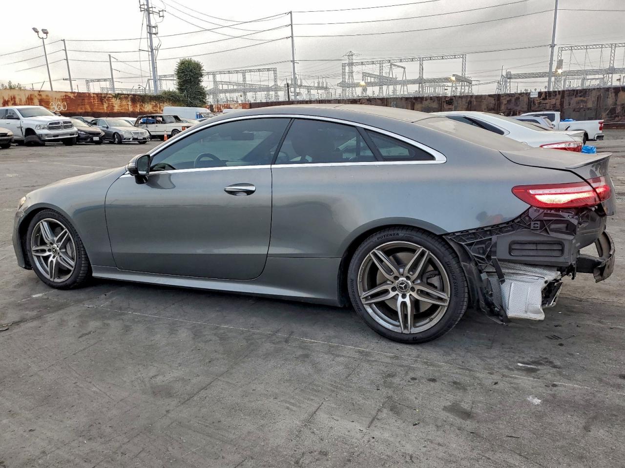 2018 MERCEDES-BENZ E 400 photo 2