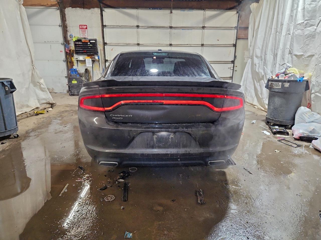 2016 DODGE CHARGER SE photo 6