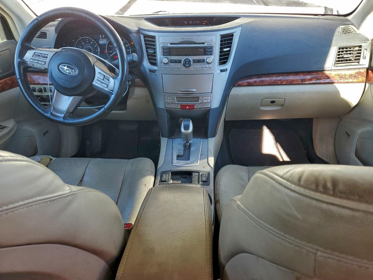 2011 SUBARU OUTBACK 3.6R LIMITED photo 8
