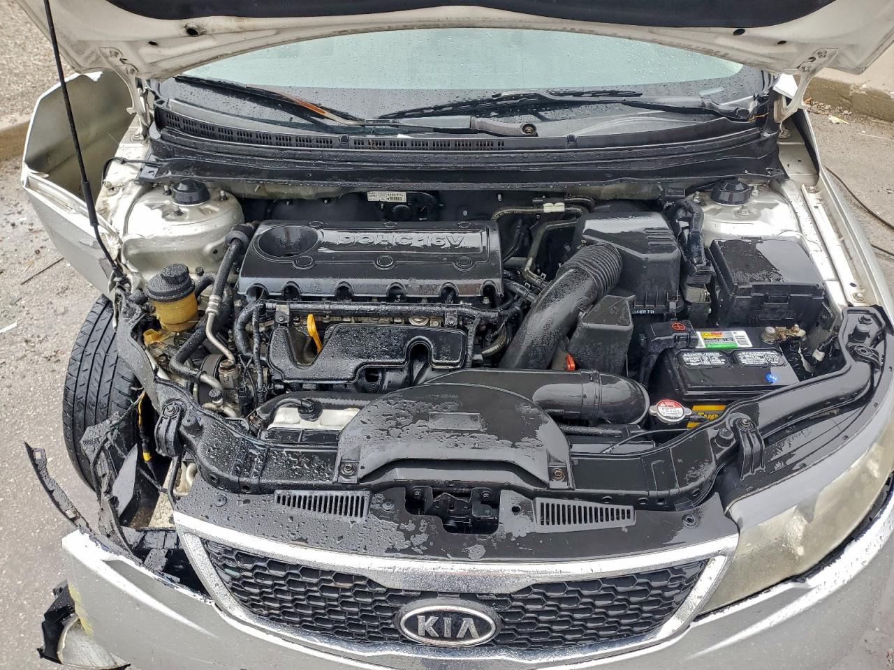 2010 KIA FORTE LX photo 11