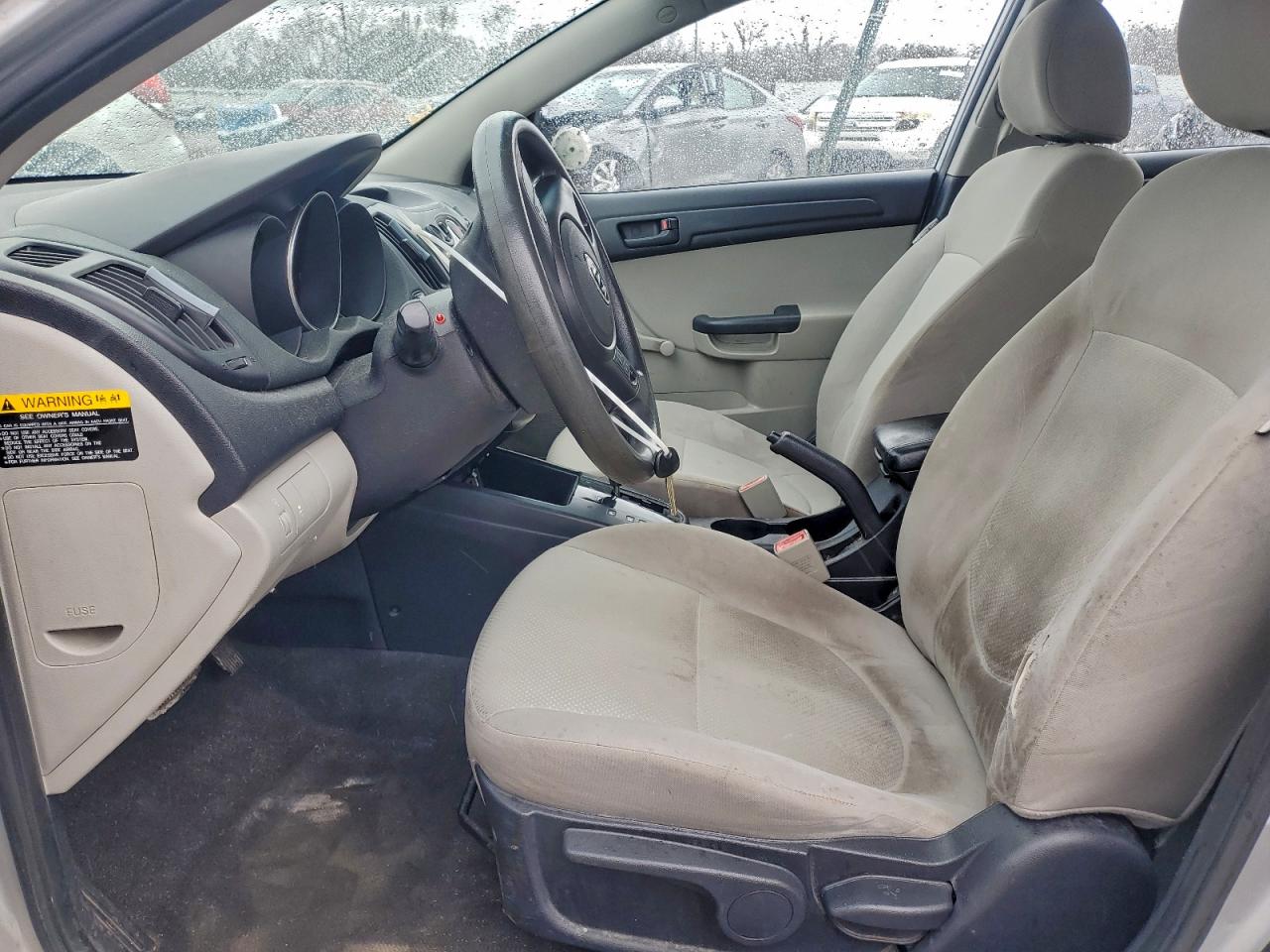 2010 KIA FORTE LX photo 7