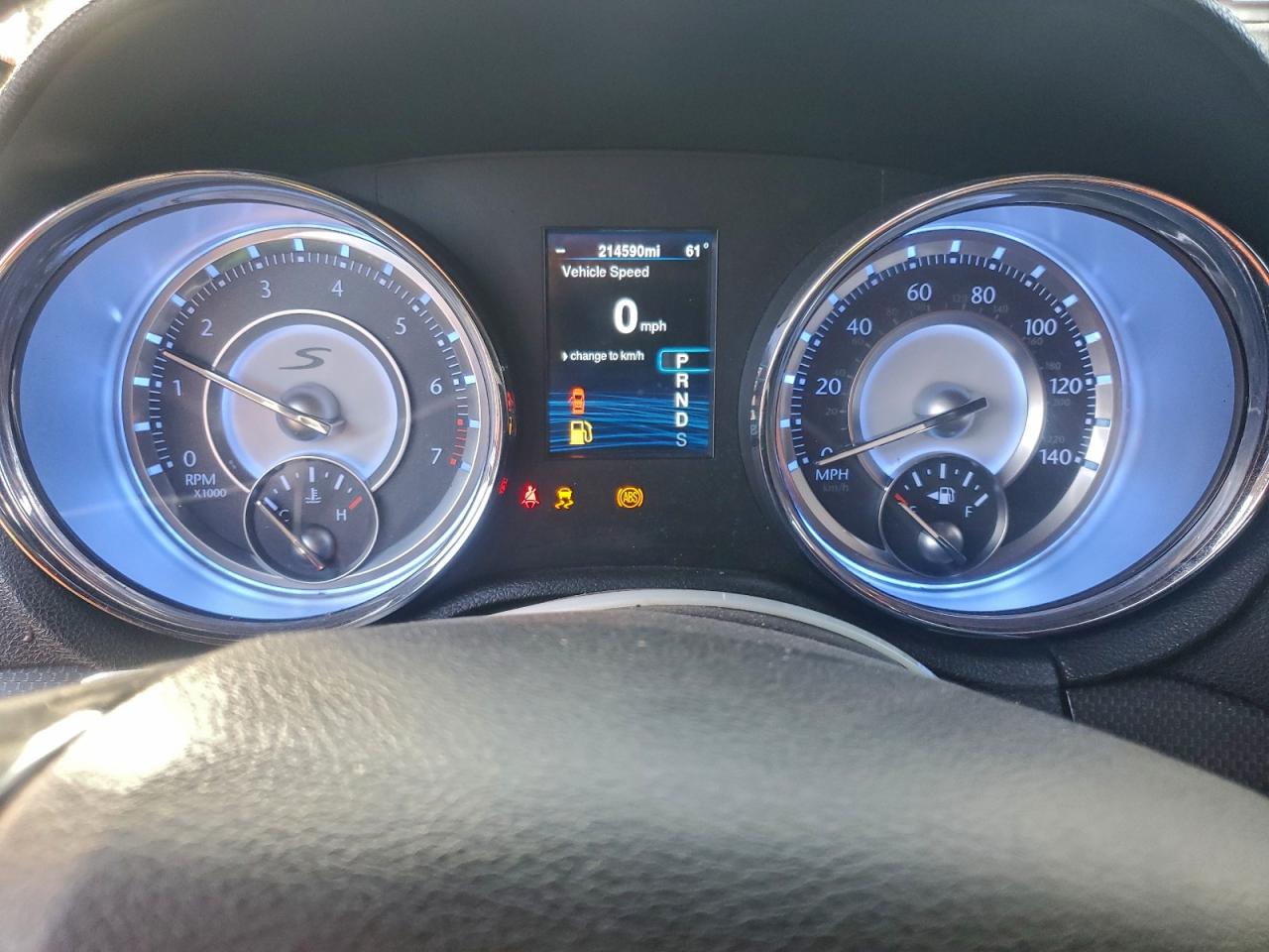 2014 CHRYSLER 300 S photo 9