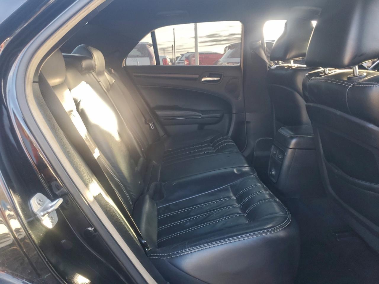 2014 CHRYSLER 300 S photo 10