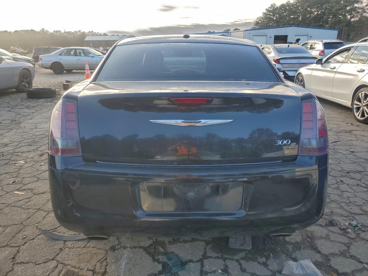 2014 CHRYSLER 300 S photo 6