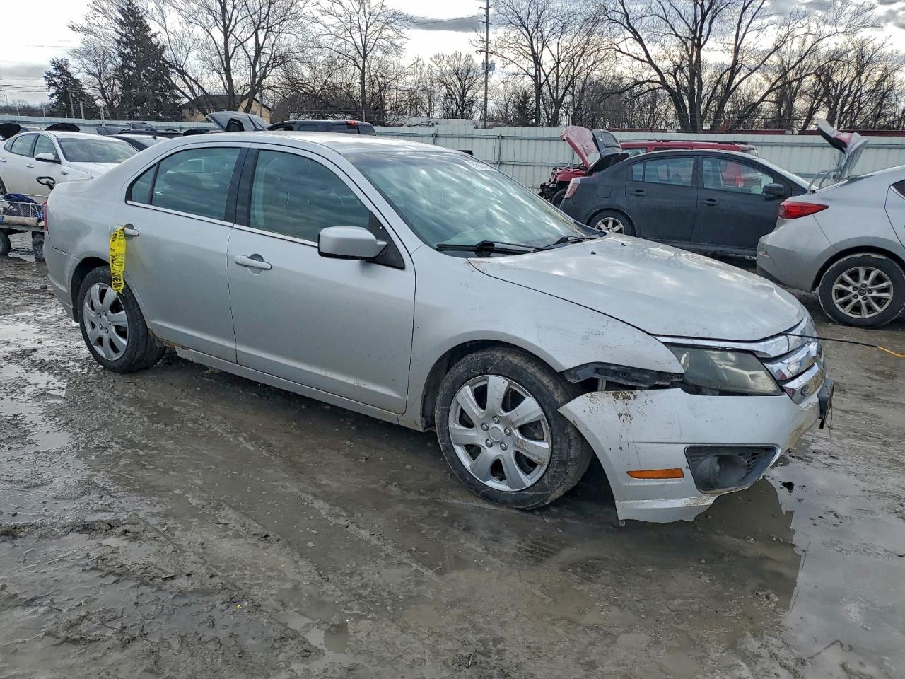 2010 FORD FUSION SE photo 4