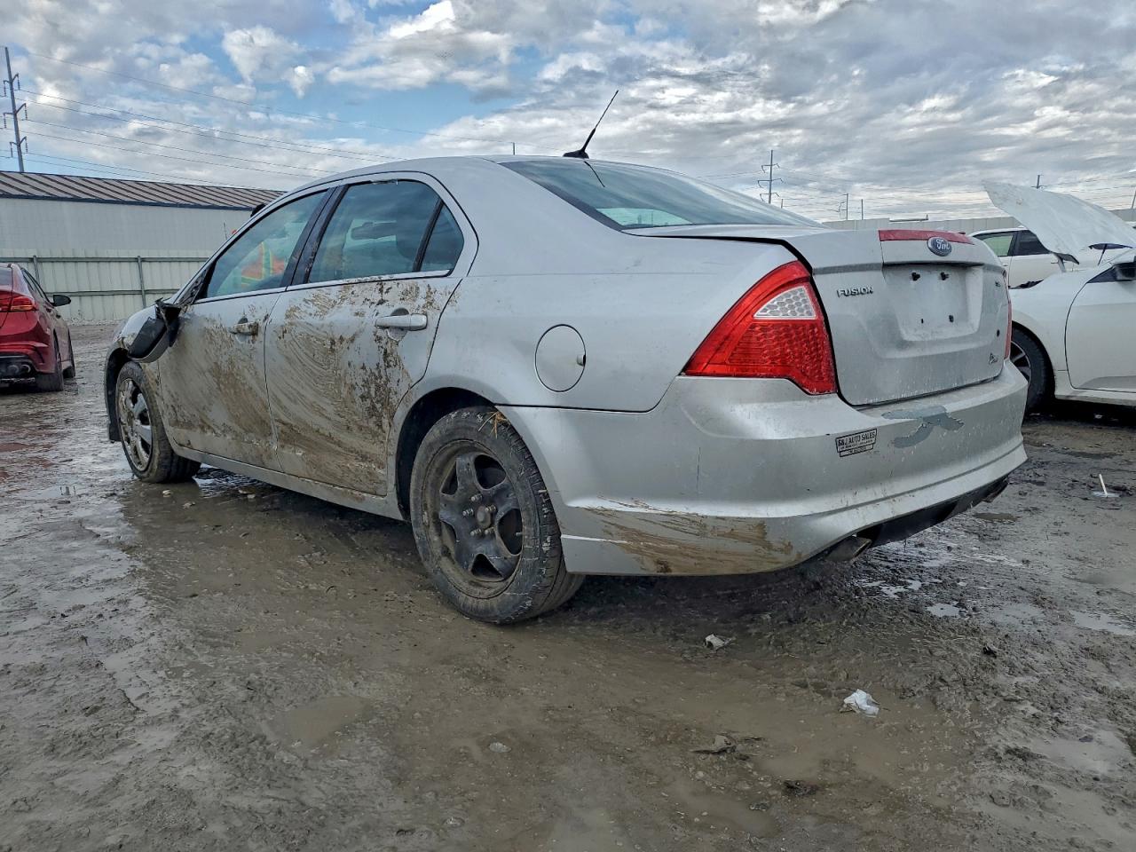 2010 FORD FUSION SE photo 2