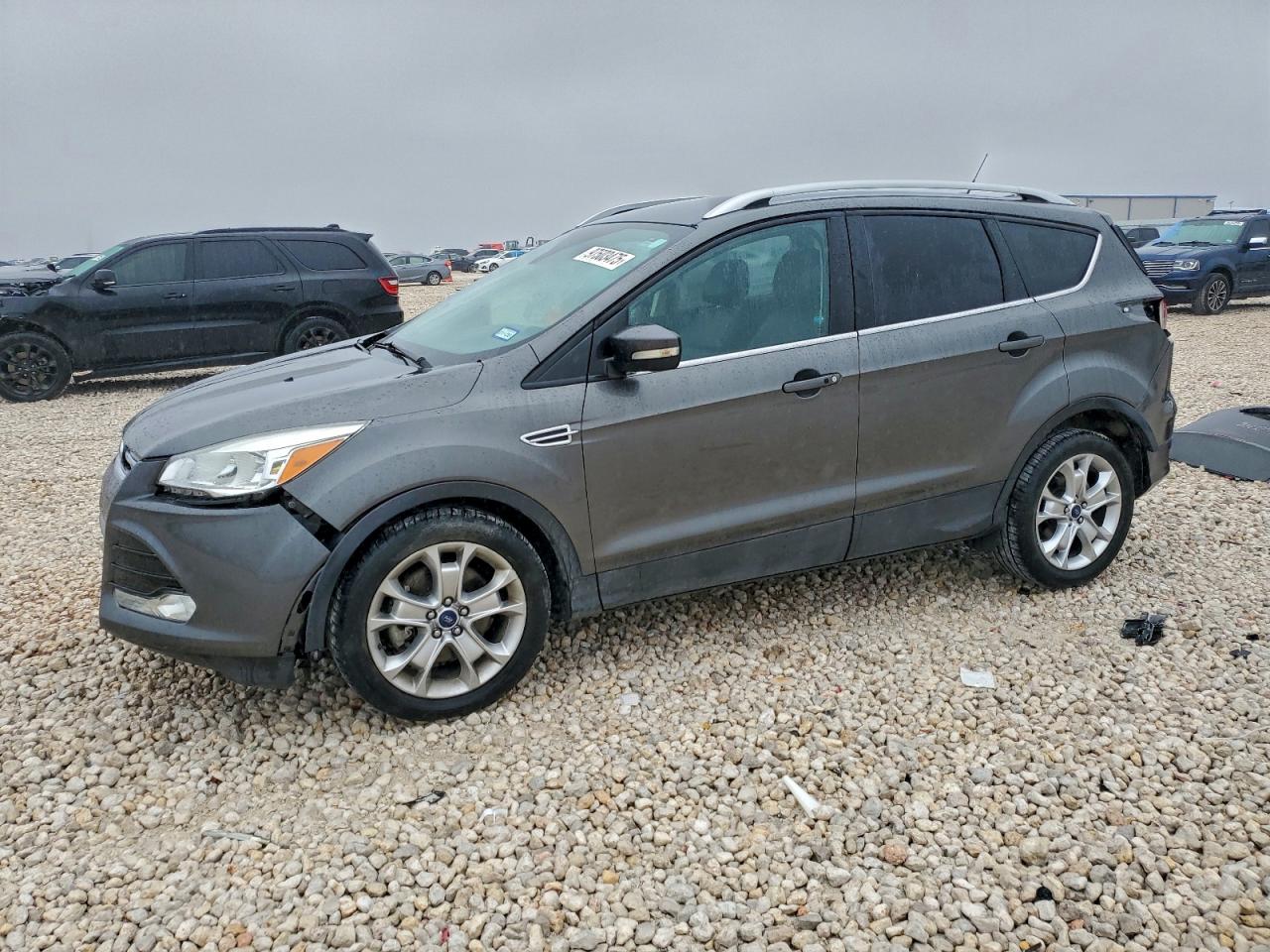 2016 FORD ESCAPE