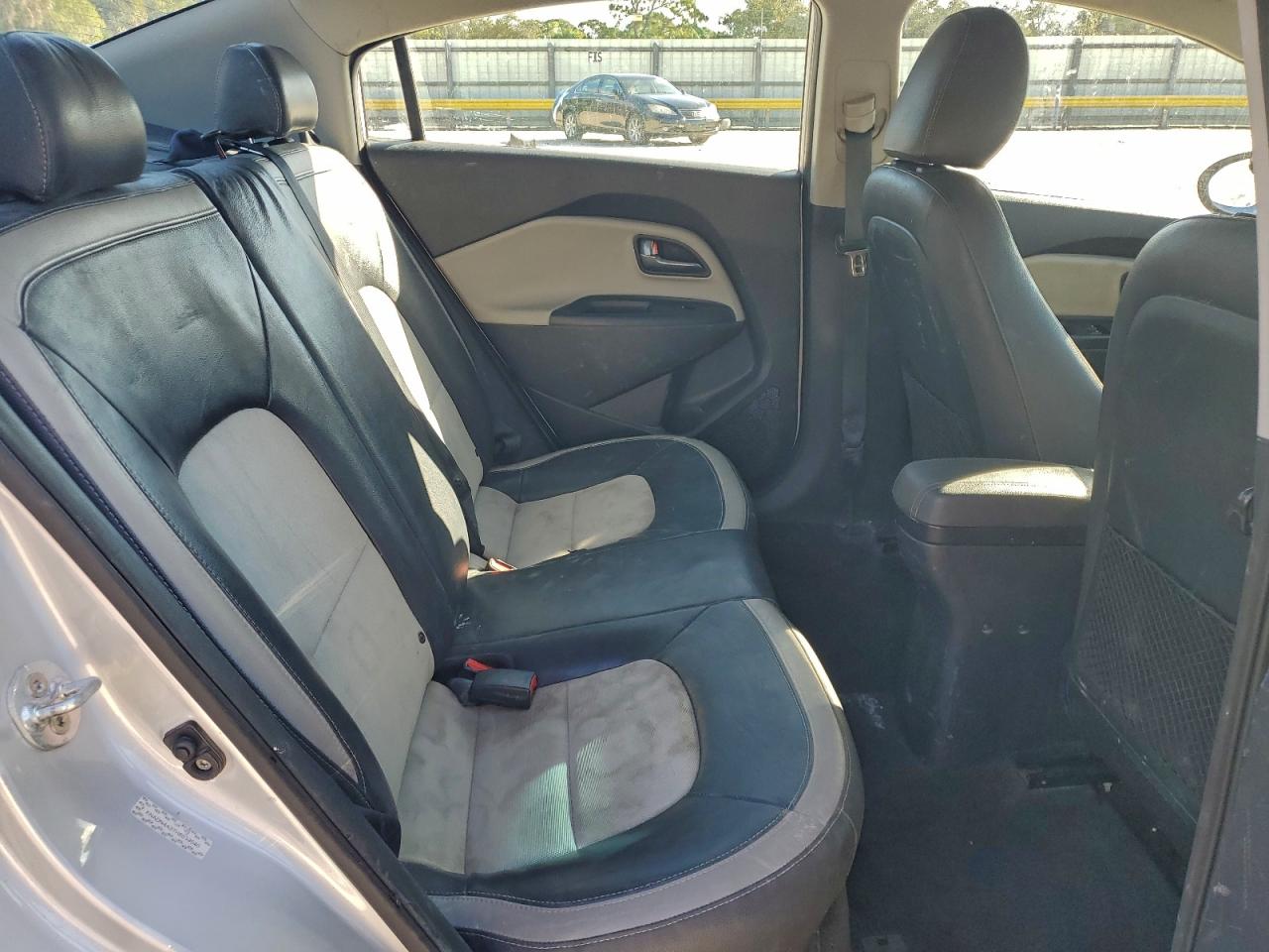 2017 KIA RIO EX photo 10