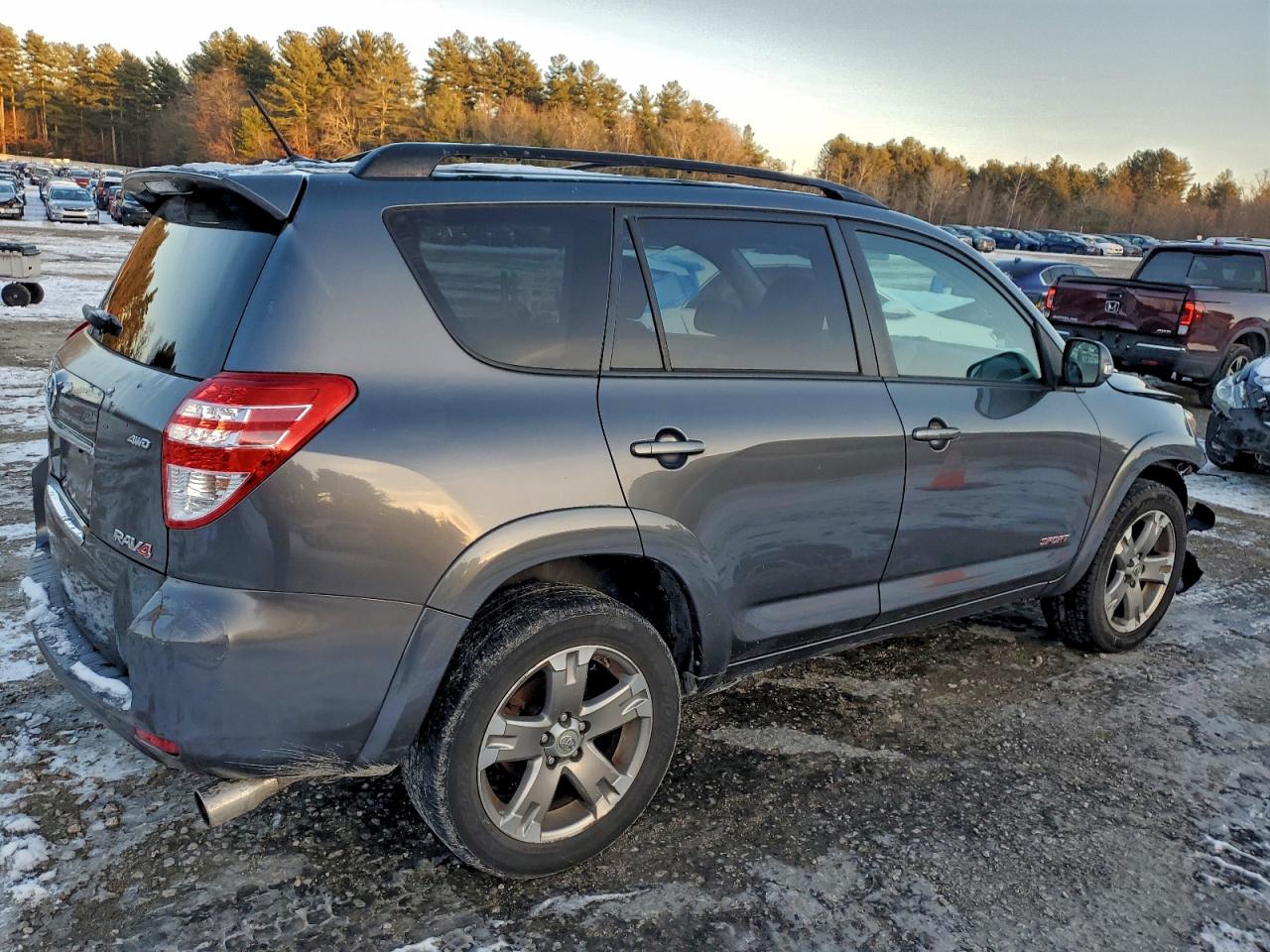 2011 TOYOTA RAV4 SPORT photo 3