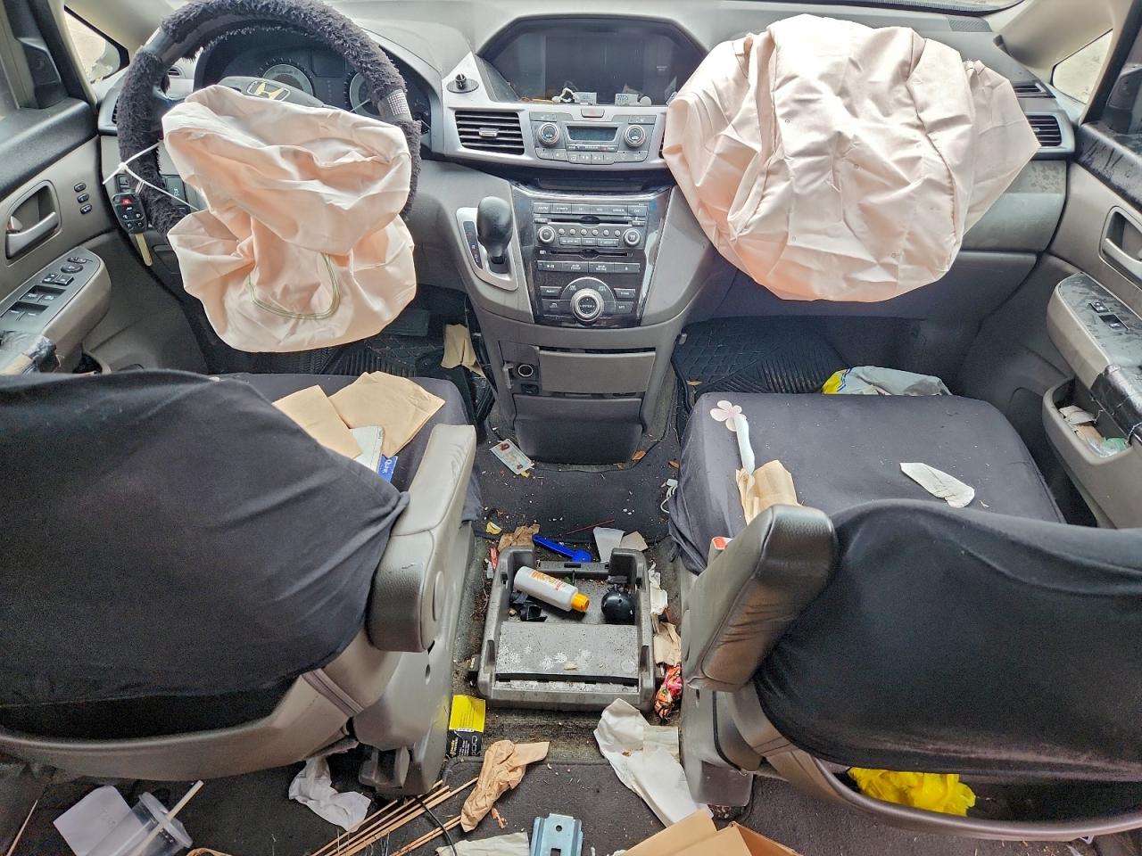 2012 HONDA ODYSSEY TOURING photo 15