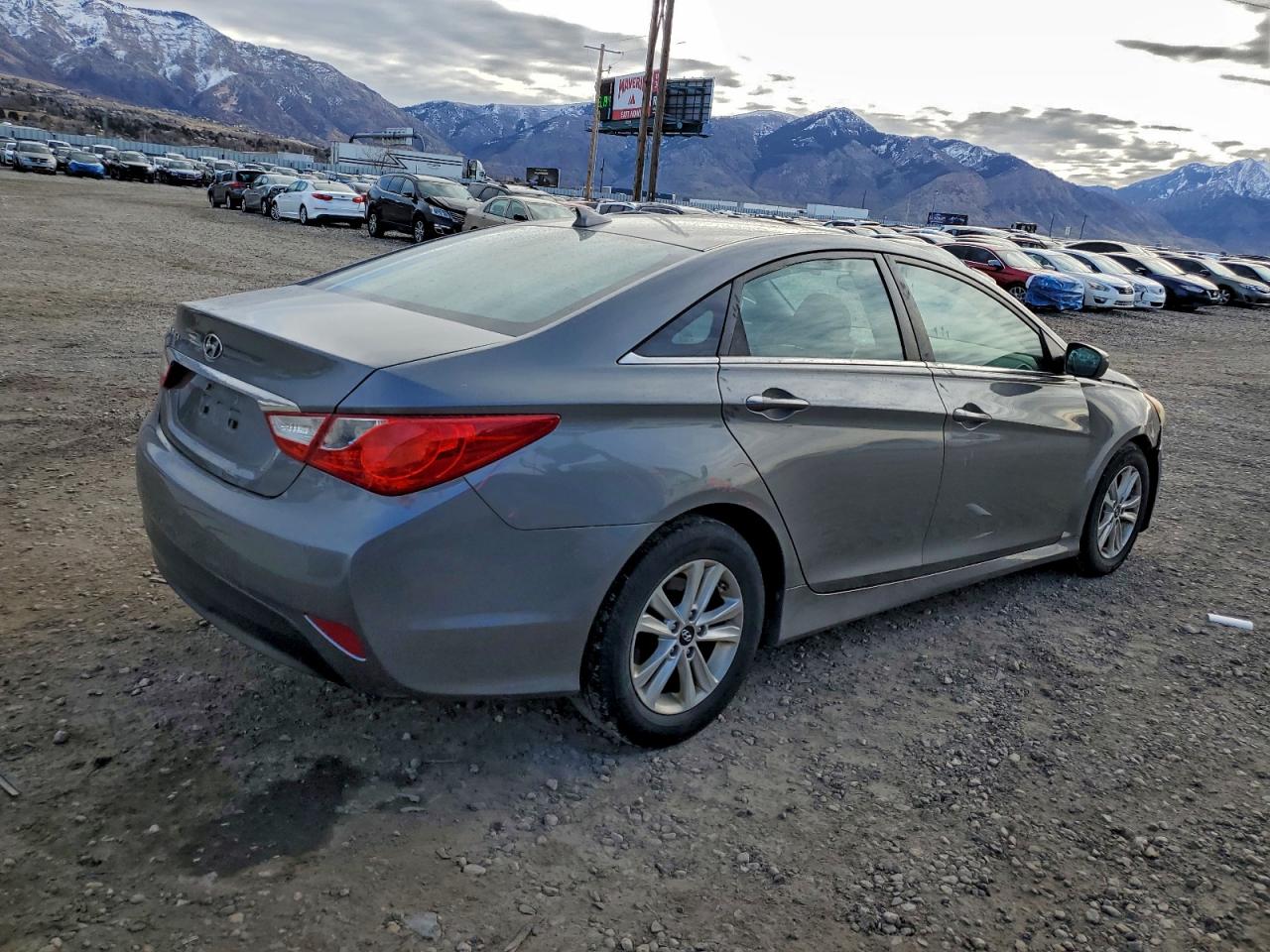 2014 HYUNDAI SONATA GLS photo 3