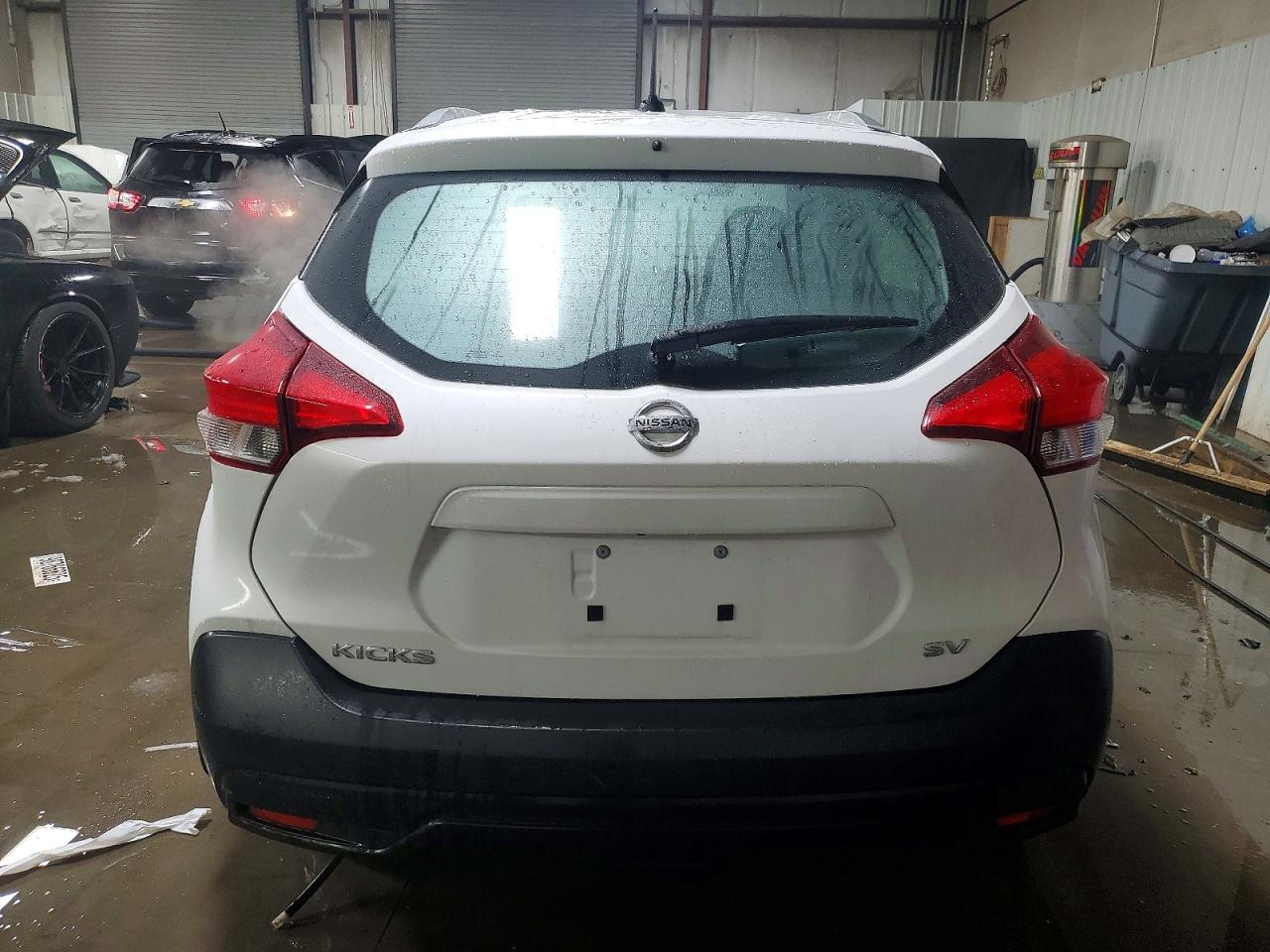 2018 NISSAN KICKS S photo 6