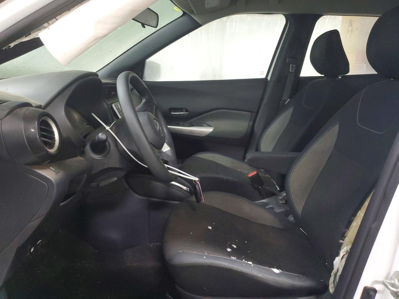 2018 NISSAN KICKS S photo 7