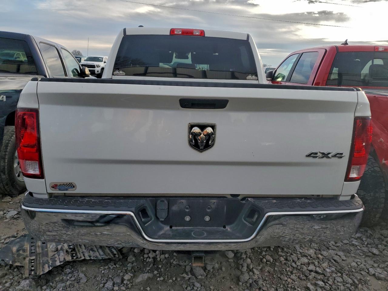 2019 RAM 1500 CLASSIC TRADESMAN photo 6
