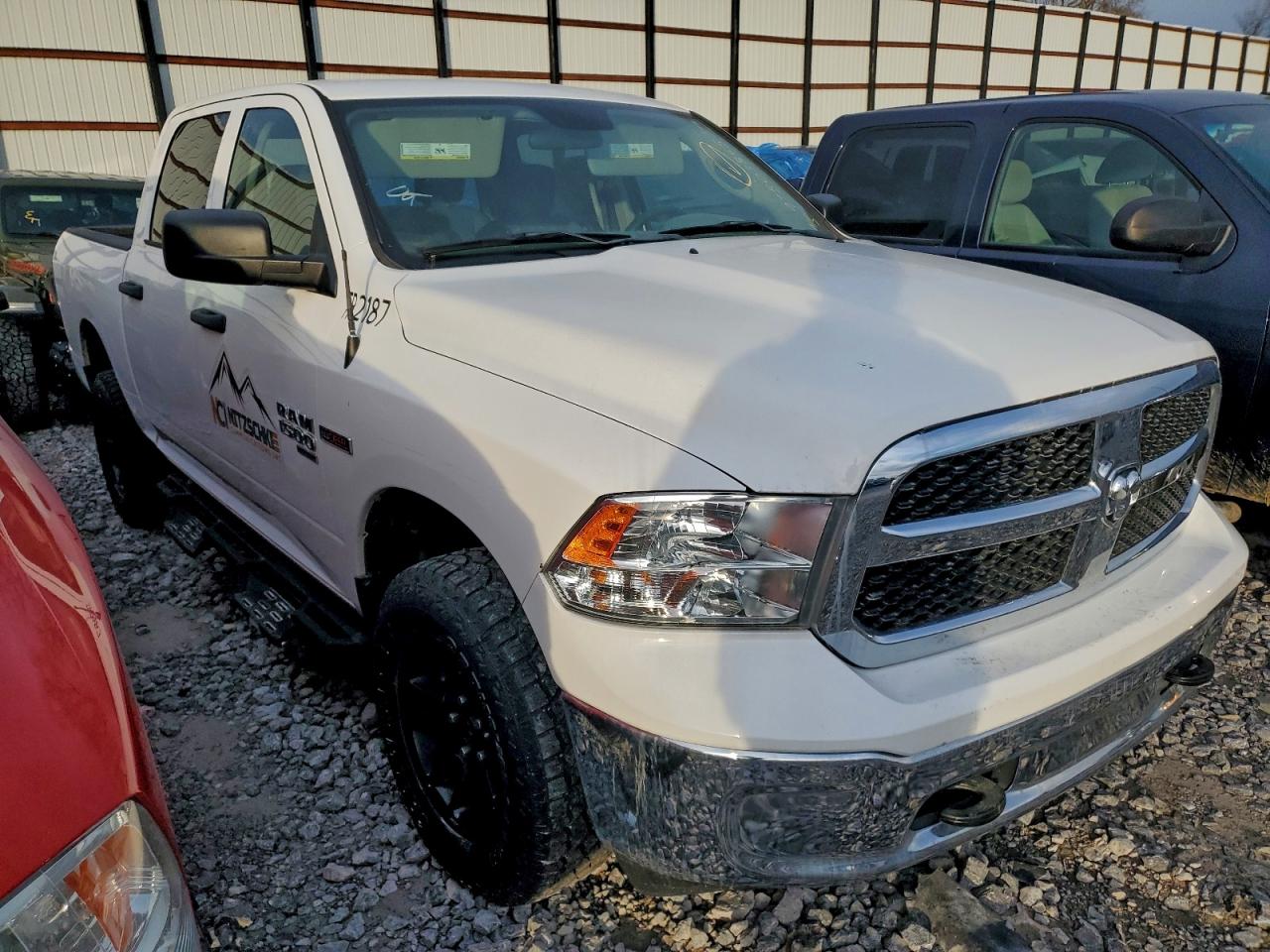 2019 RAM 1500 CLASSIC TRADESMAN photo 4