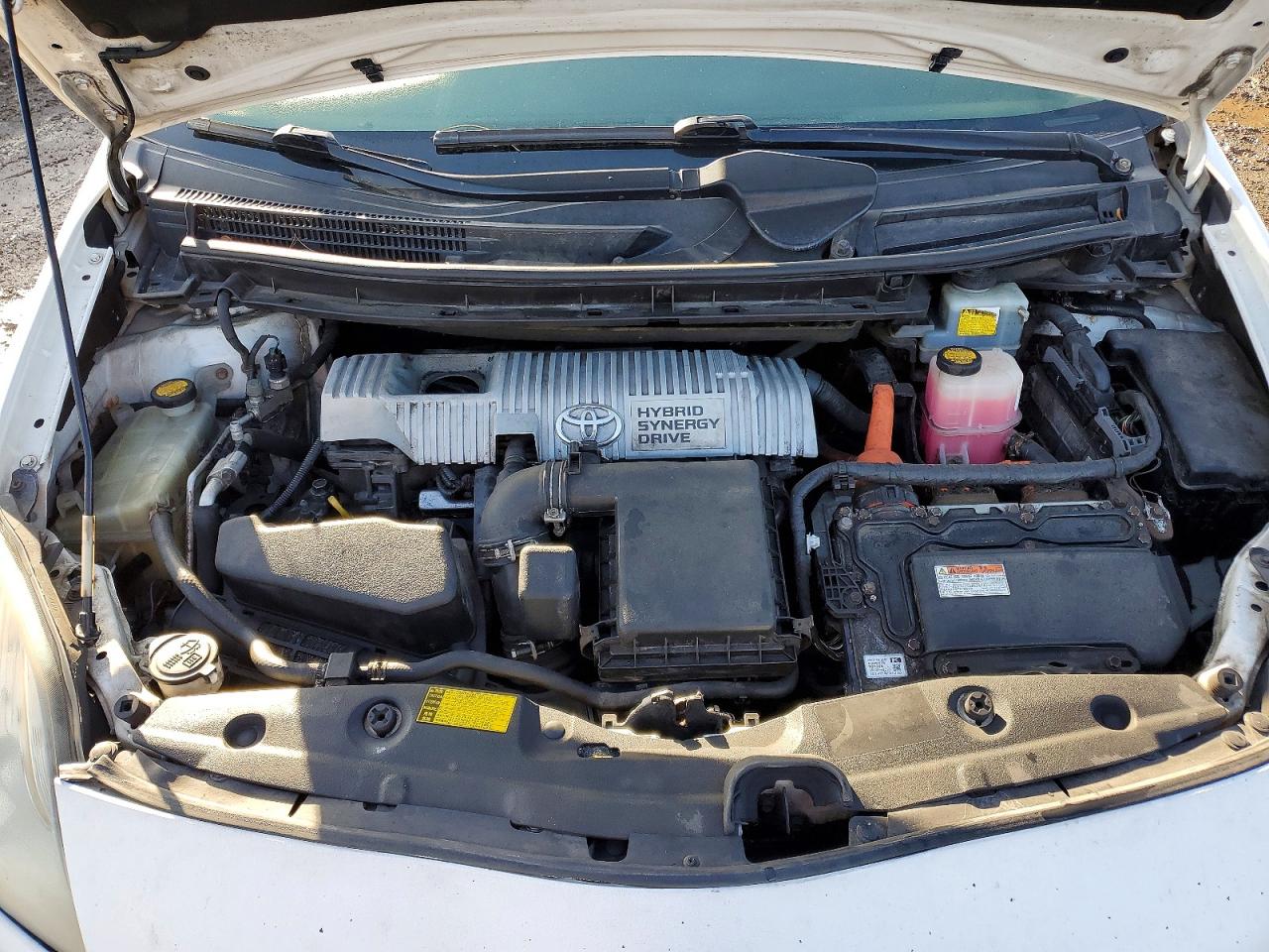 2013 TOYOTA PRIUS photo 11