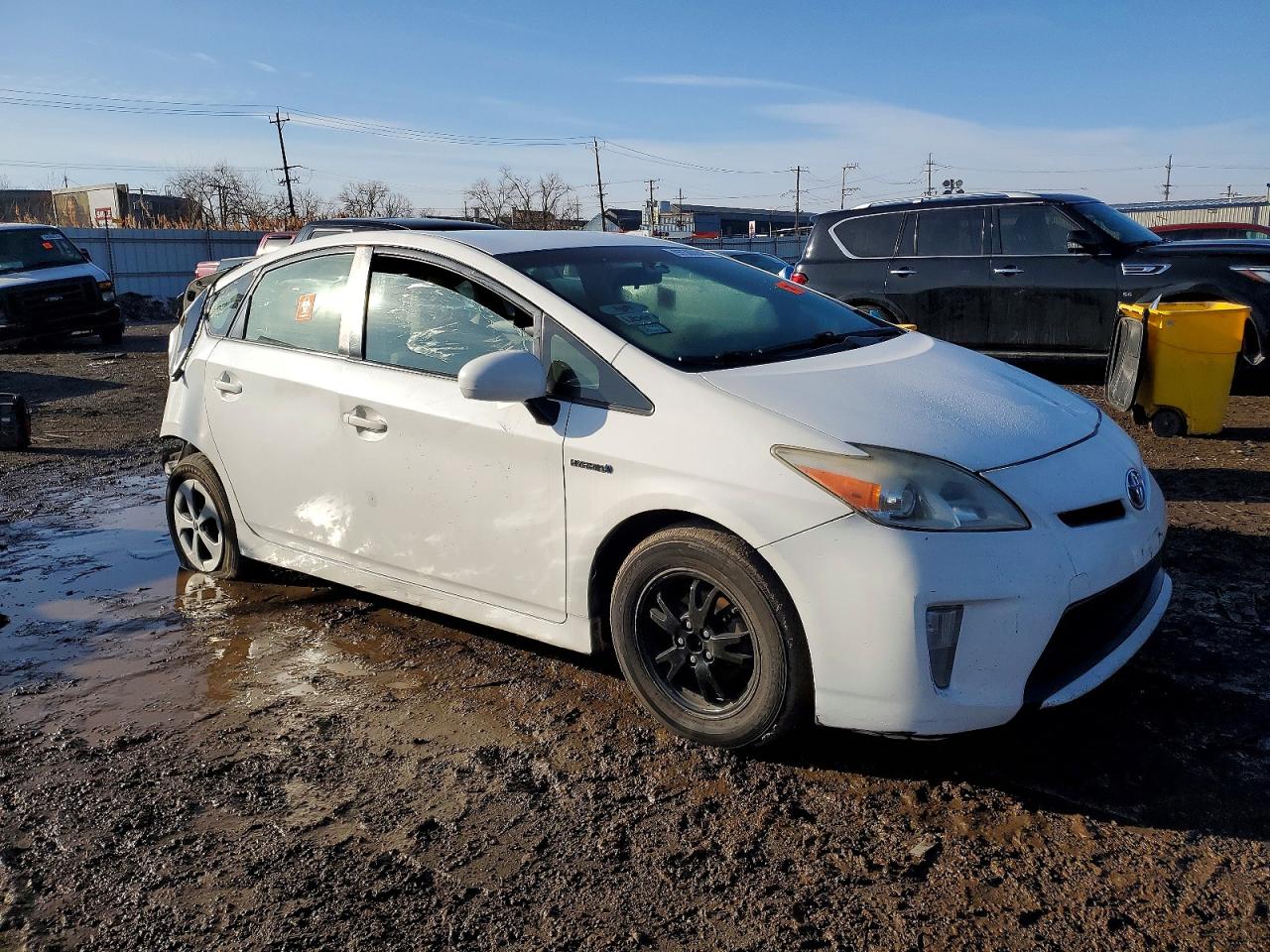 2013 TOYOTA PRIUS photo 4