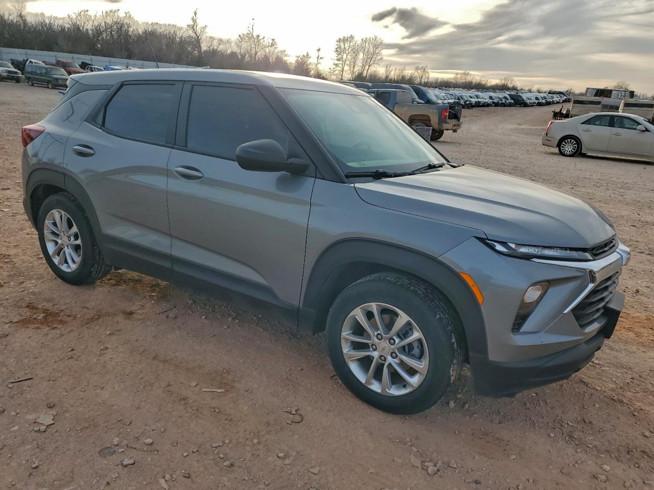 2025 CHEVROLET TRAILBLAZER LS photo 4