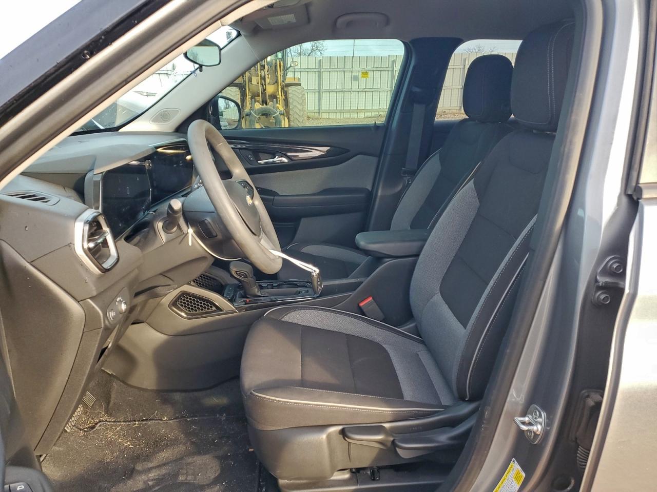 2025 CHEVROLET TRAILBLAZER LS photo 7