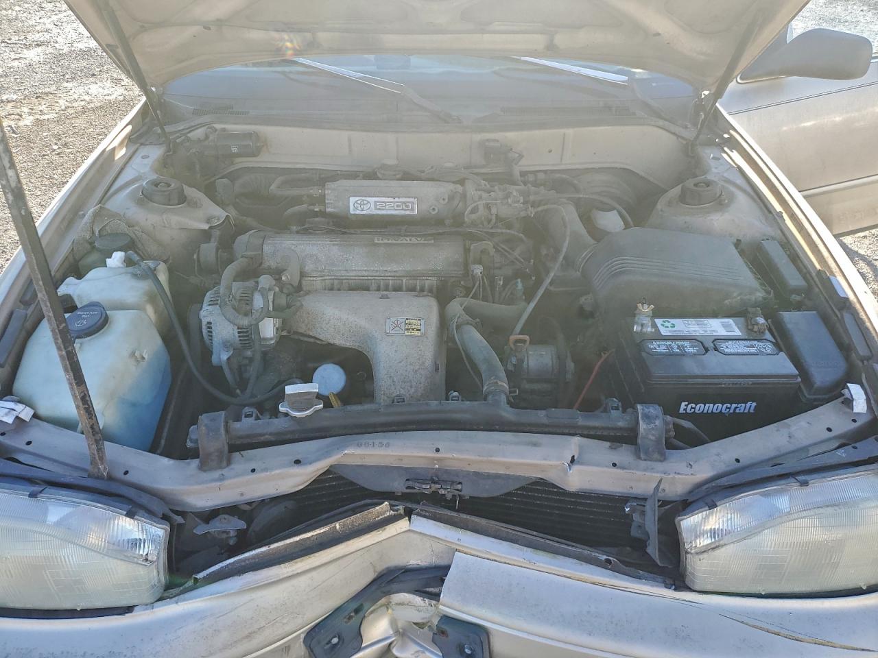 1993 TOYOTA CAMRY DX photo 11