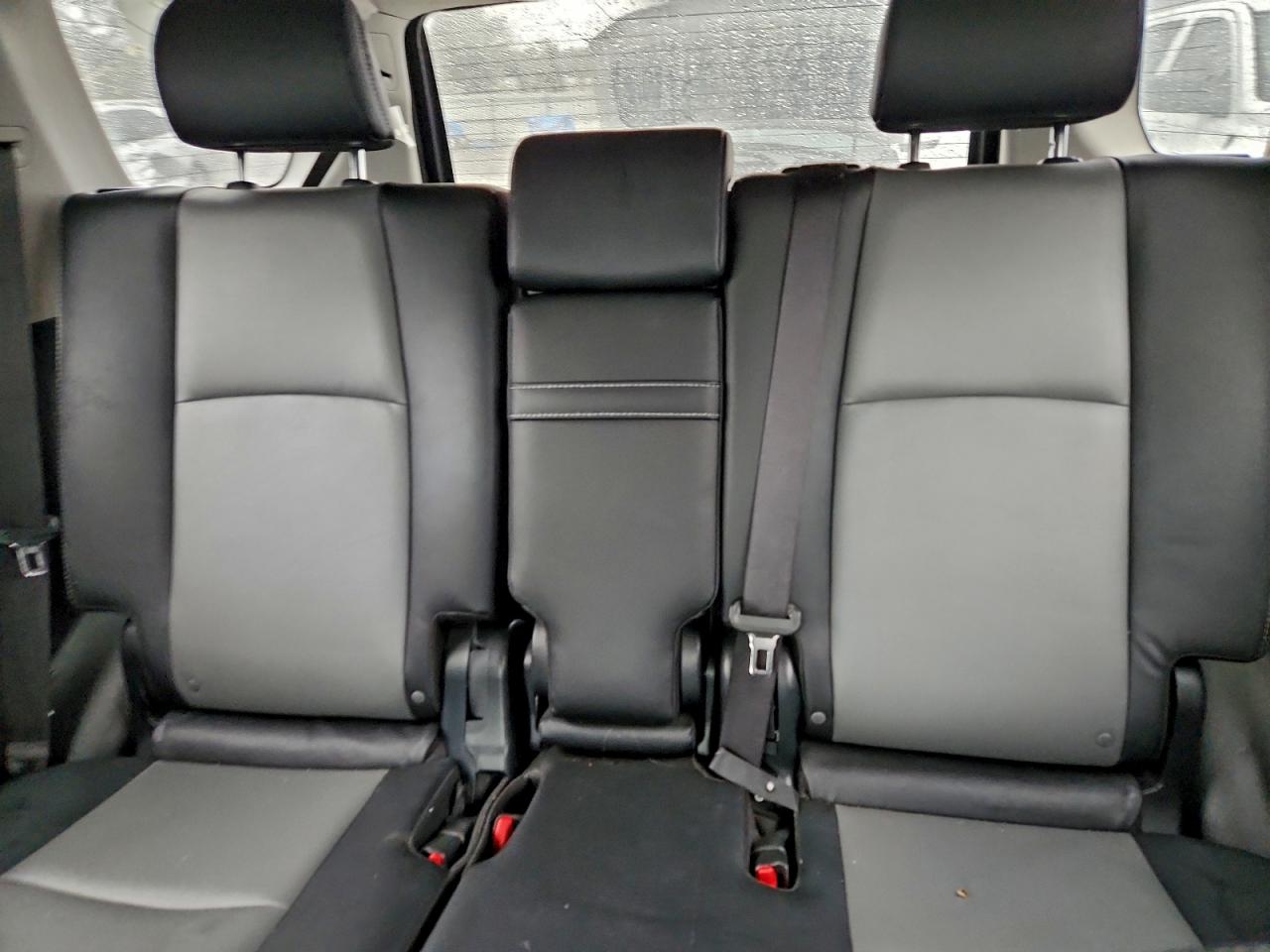 2022 TOYOTA 4RUNNER SR5 photo 10