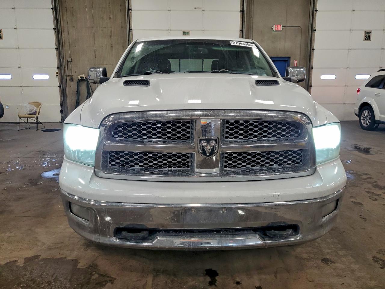 2011 DODGE RAM 1500 photo 5